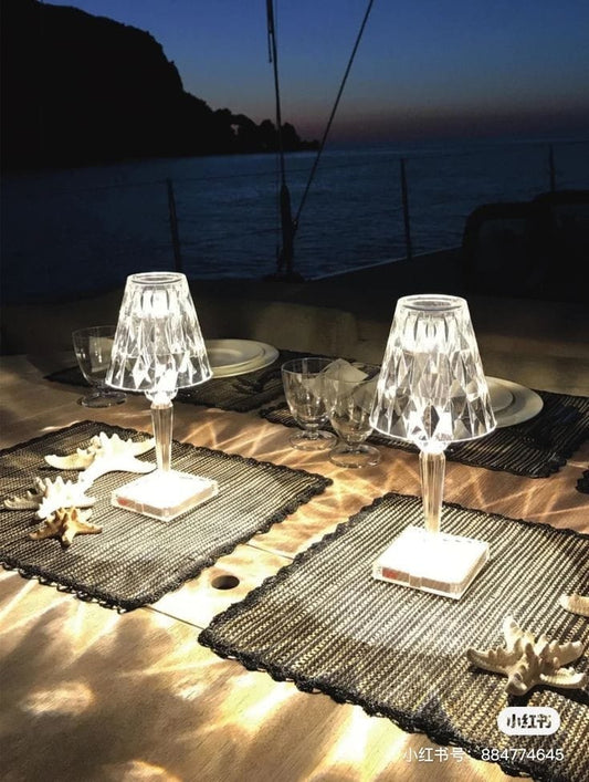 Lámpara de mesa LED de cristal